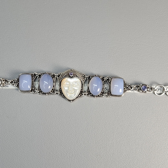 SAJEN CHALCEDONY MOP GODDESS BRACELET - Picture 4 of 5